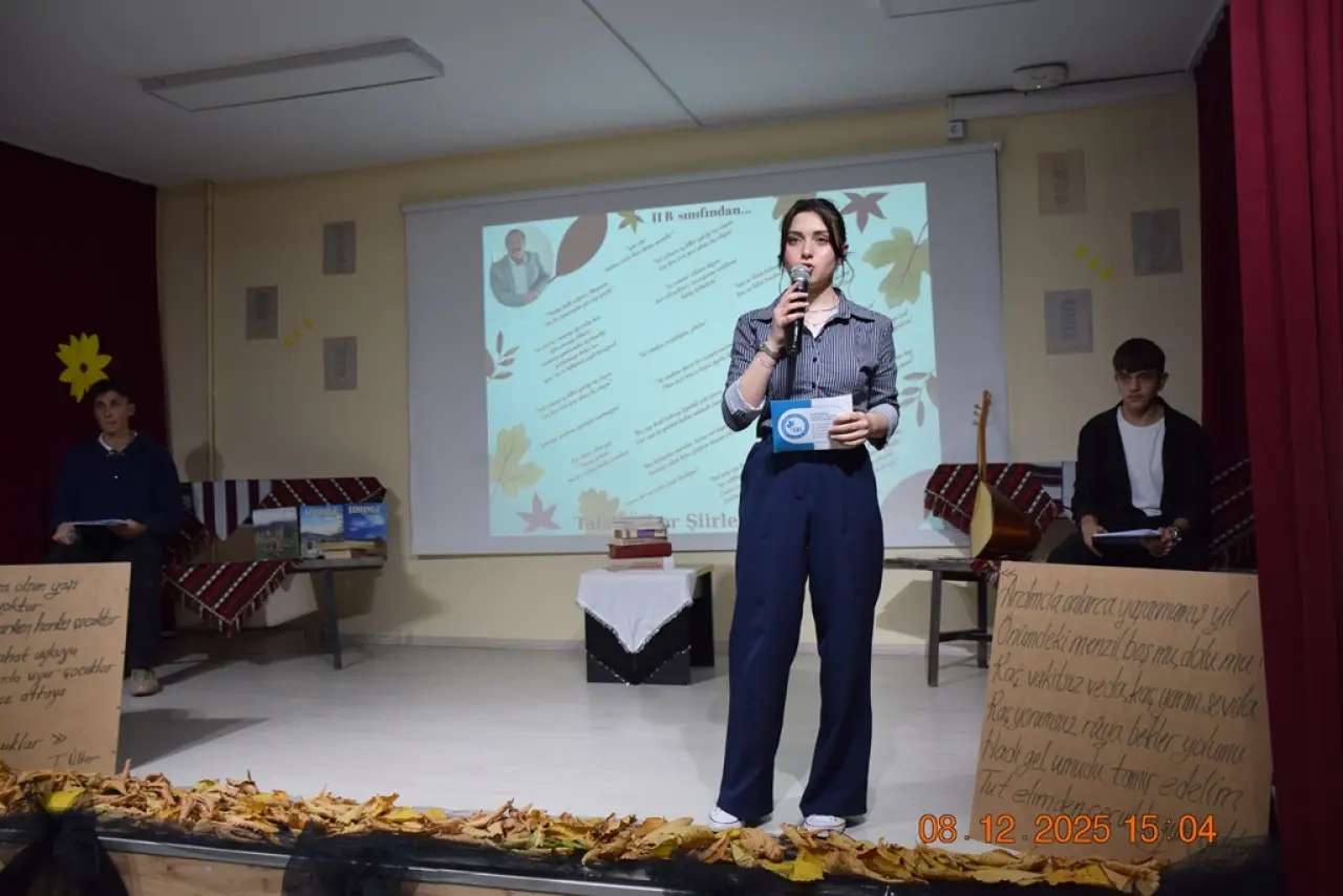 Mareşal Çakmak Sosyal Bilimler Lisesi’nde Kültür Şöleni: Şiirler Konuştu 7