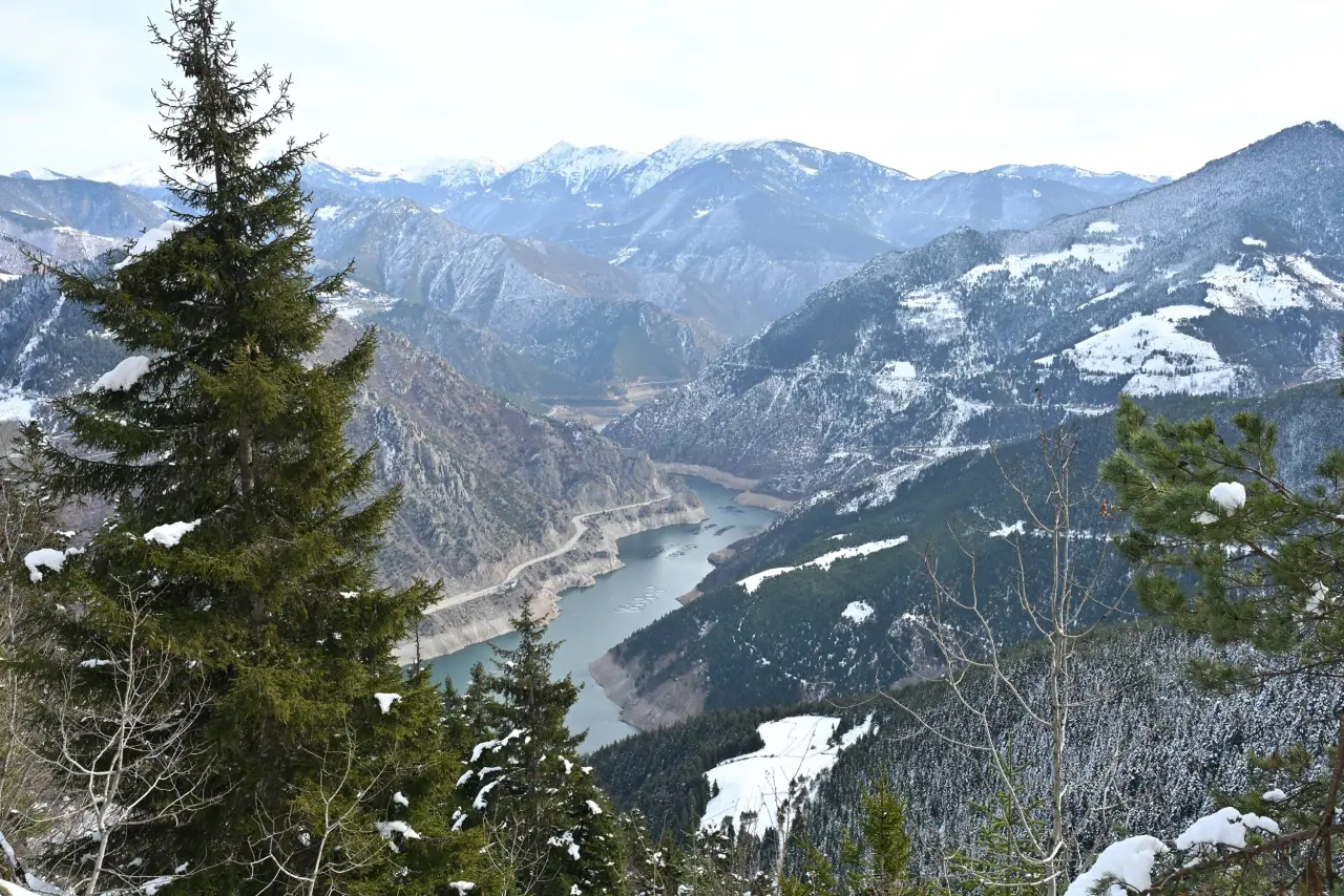 'Manzara On Numara!' Gümüşhane’de Şehrin Gürültüsünden Kaçanlar Torul’un Zirvesinde Buluştu! 18