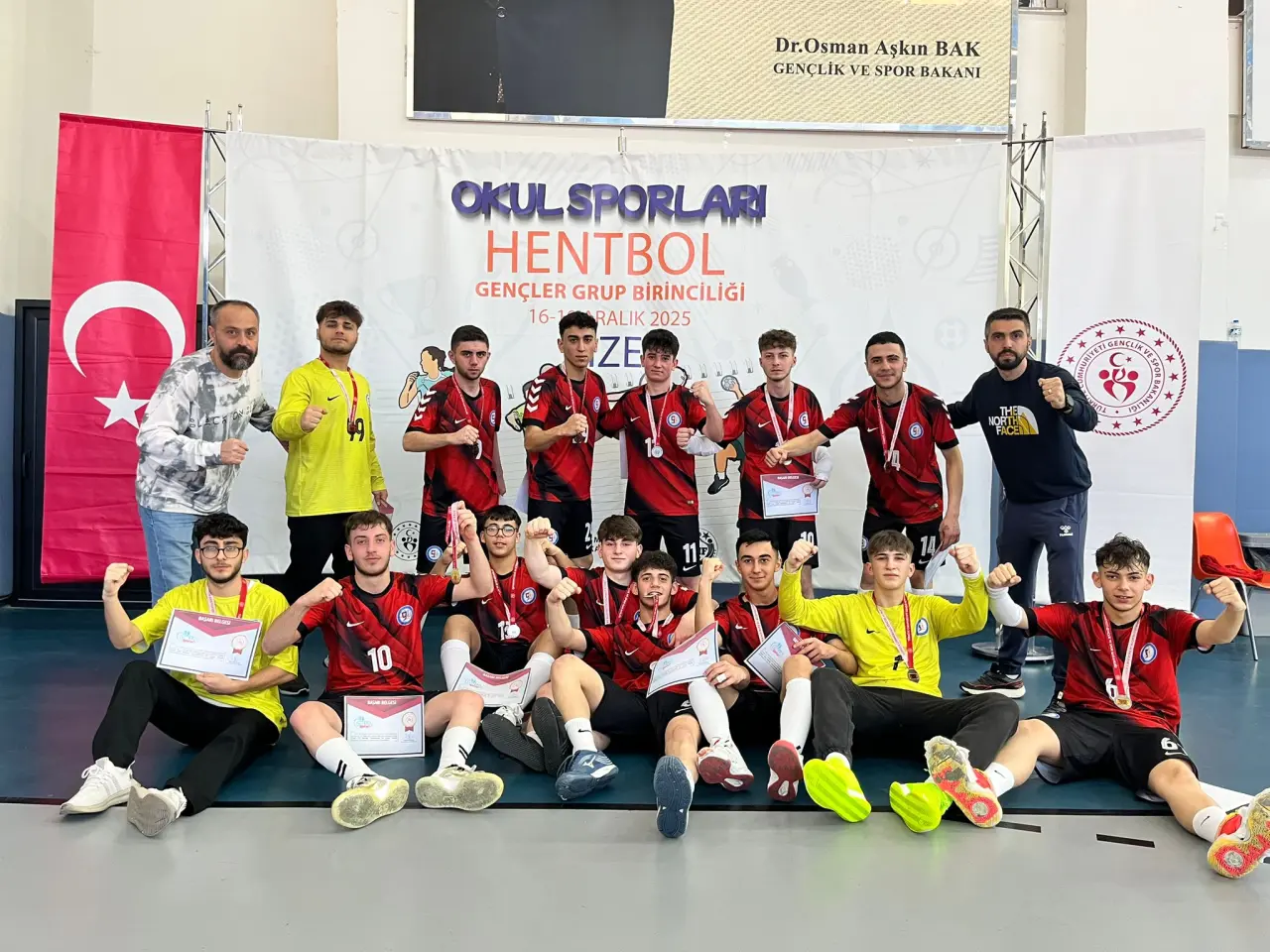 Rize'de Gümüşhane Fırtınası Esti! Namağlup Liderlik Geldi, Sırada Erzurum Var 2