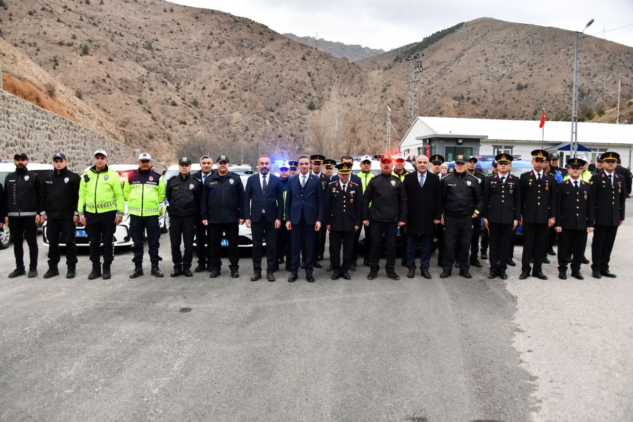 Gümüşhane’de Emniyet ve Jandarma filosuna 28 yeni araç 9