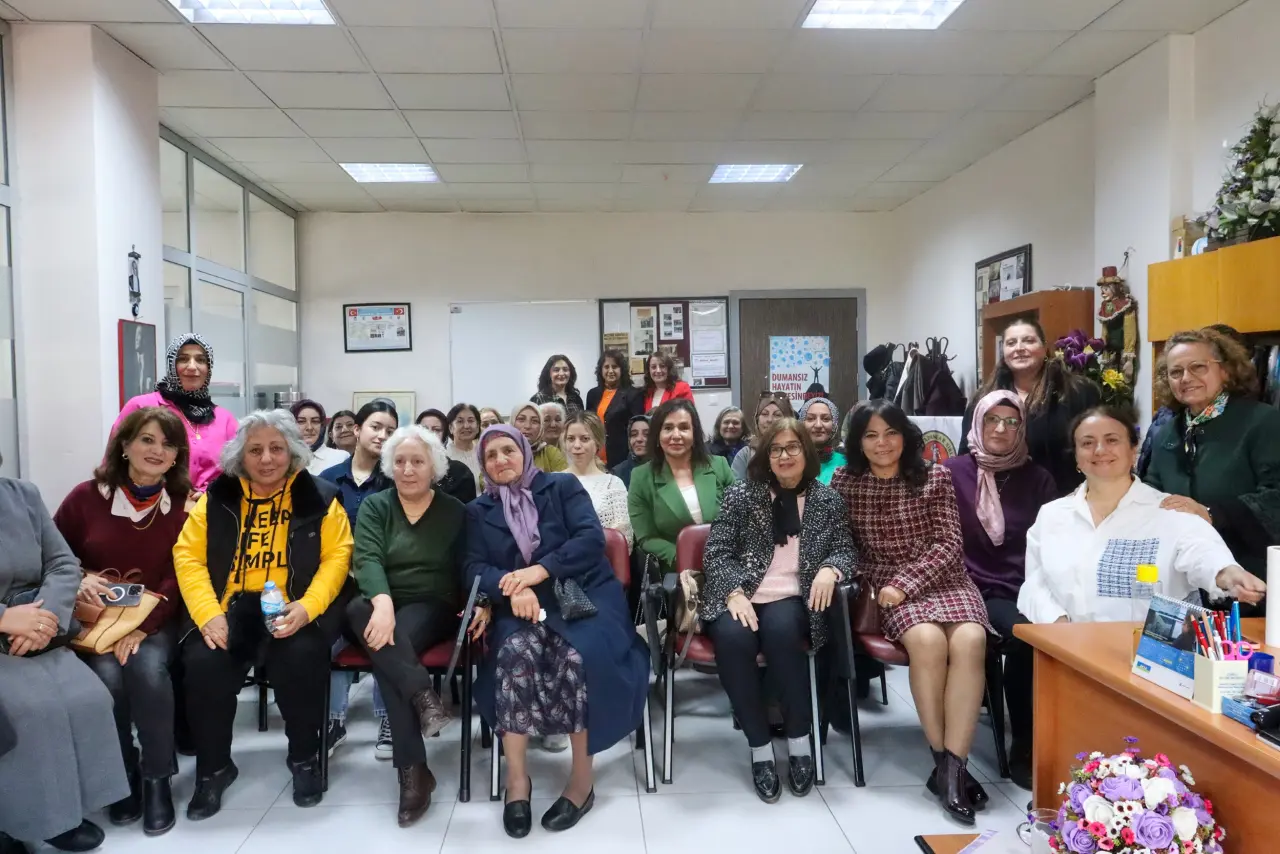 Gümüşhane’de 5 Aralık Programı: Kadın Güçlenirse Türkiye Güçlenir 11