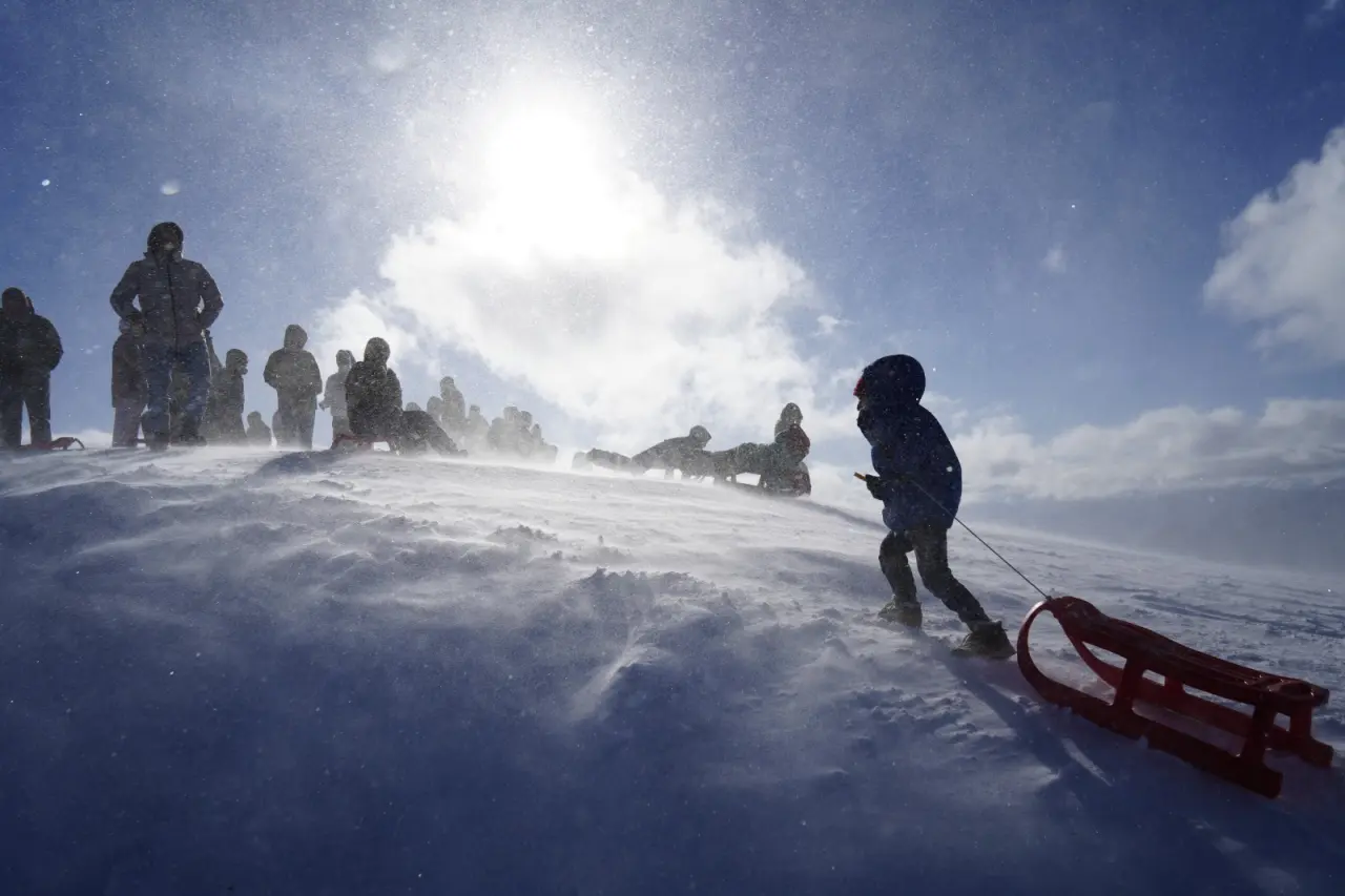 Kar Hasreti Çeken Oraya Koştu: Zigana’da Adım Atacak Yer Kalmadı! 5