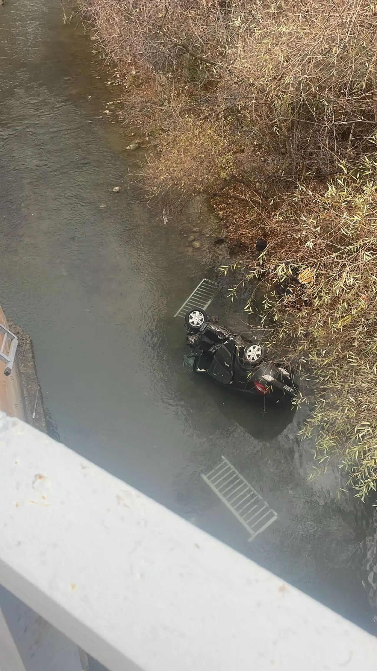 Gümüşhane’de 750 metre arayla iki kaza: 1 ölü, 3 yaralı 7