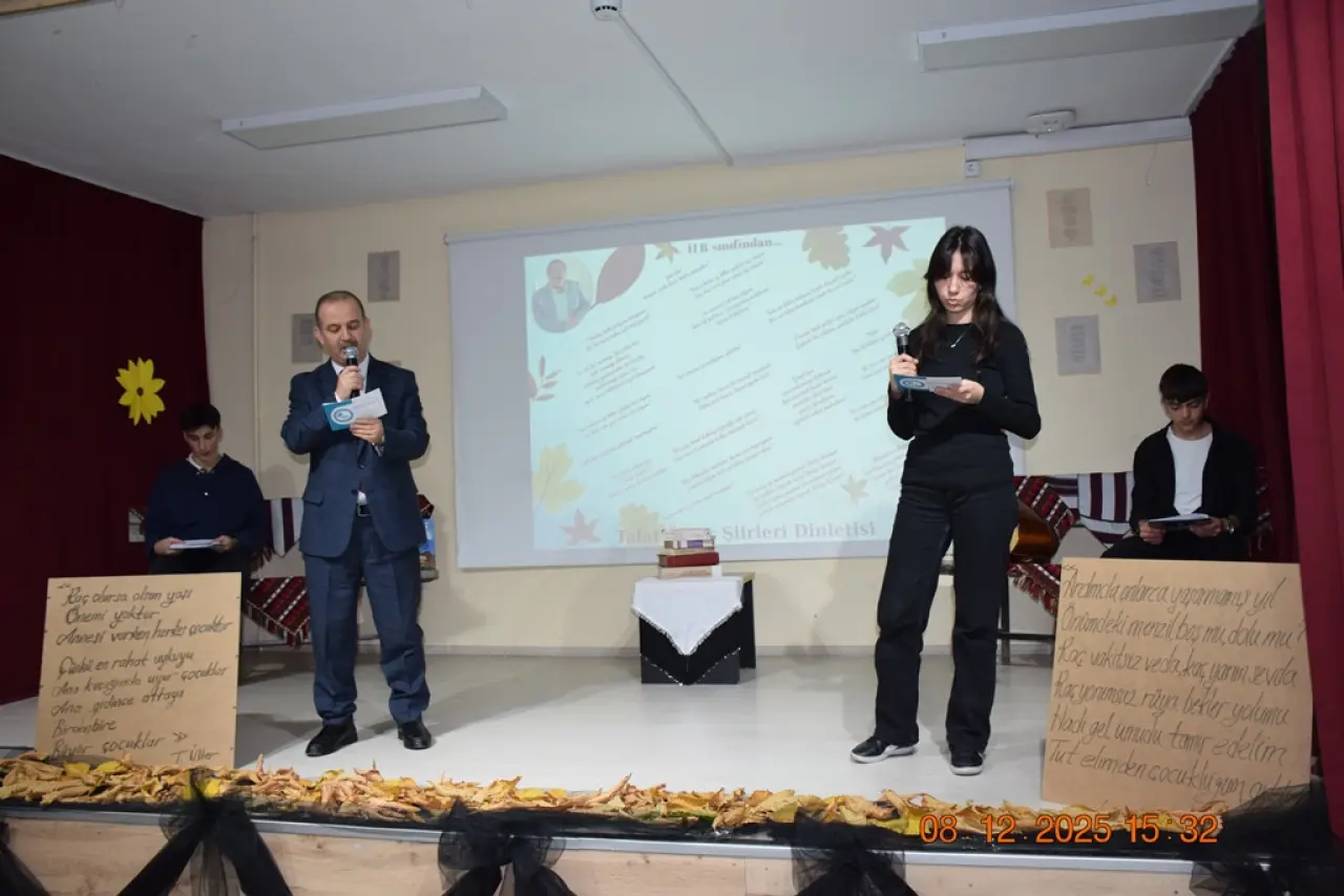 Mareşal Çakmak Sosyal Bilimler Lisesi’nde Kültür Şöleni: Şiirler Konuştu 18