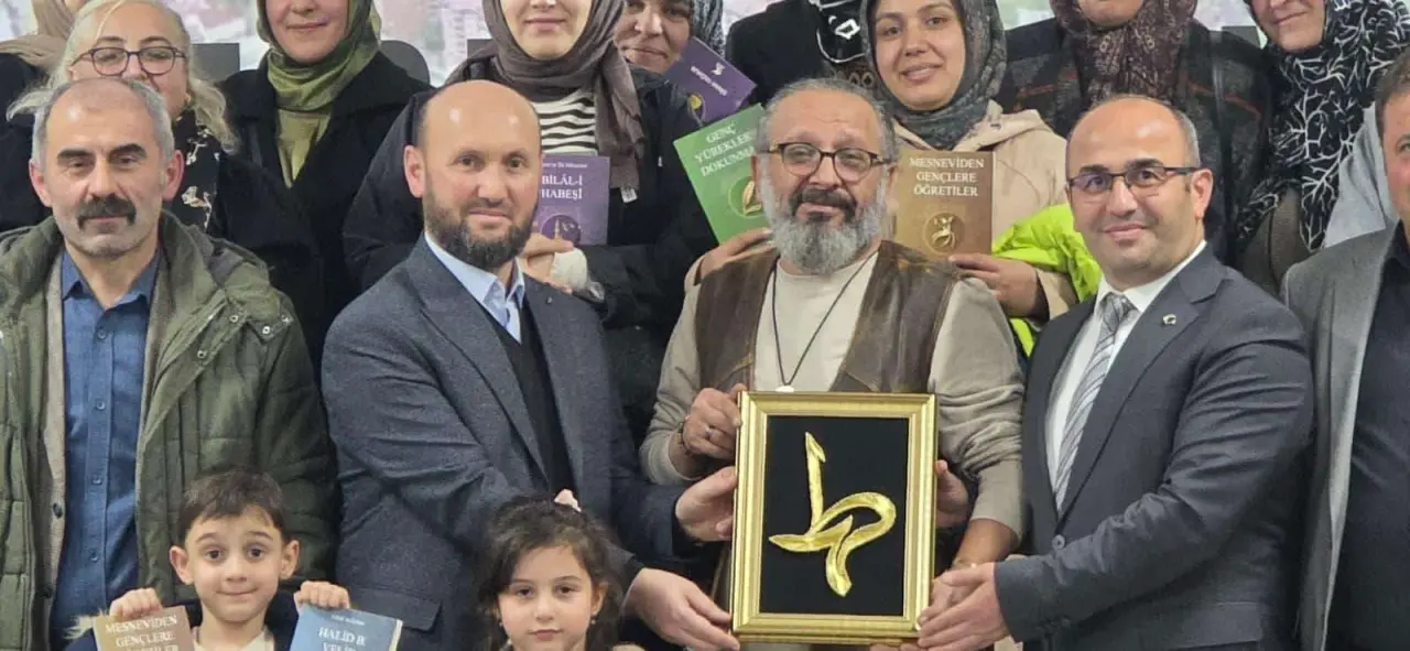 Aşkın Gözyaşları’nın yazarı Sinan Yağmur Torul’da gönüllere dokundu 17