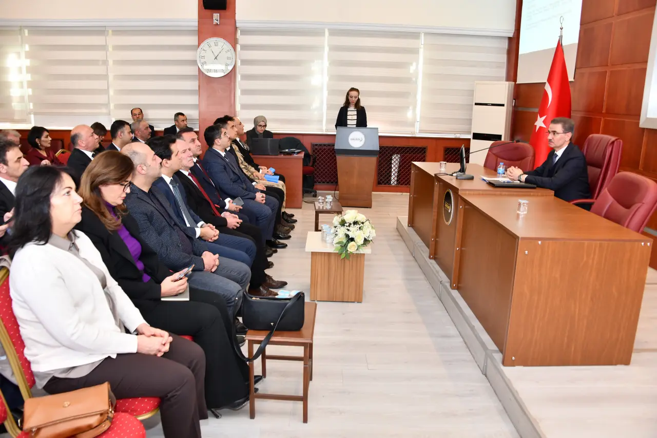 Gümüşhane’de Bağımlılıkla Mücadele İl Koordinasyon Kurulu toplandı 8