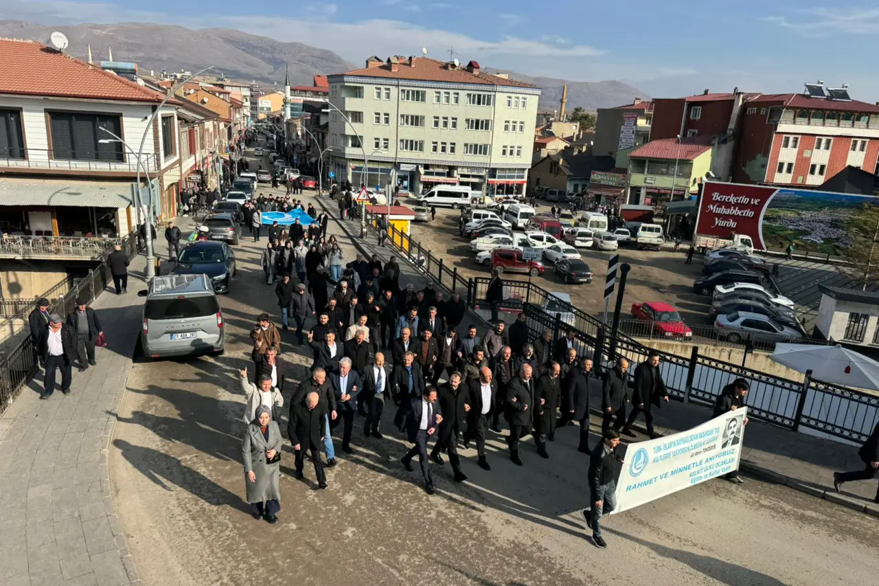 Ali Metin Tokdemir vefatının 30. yılında Kelkit’te dualarla anıldı 19
