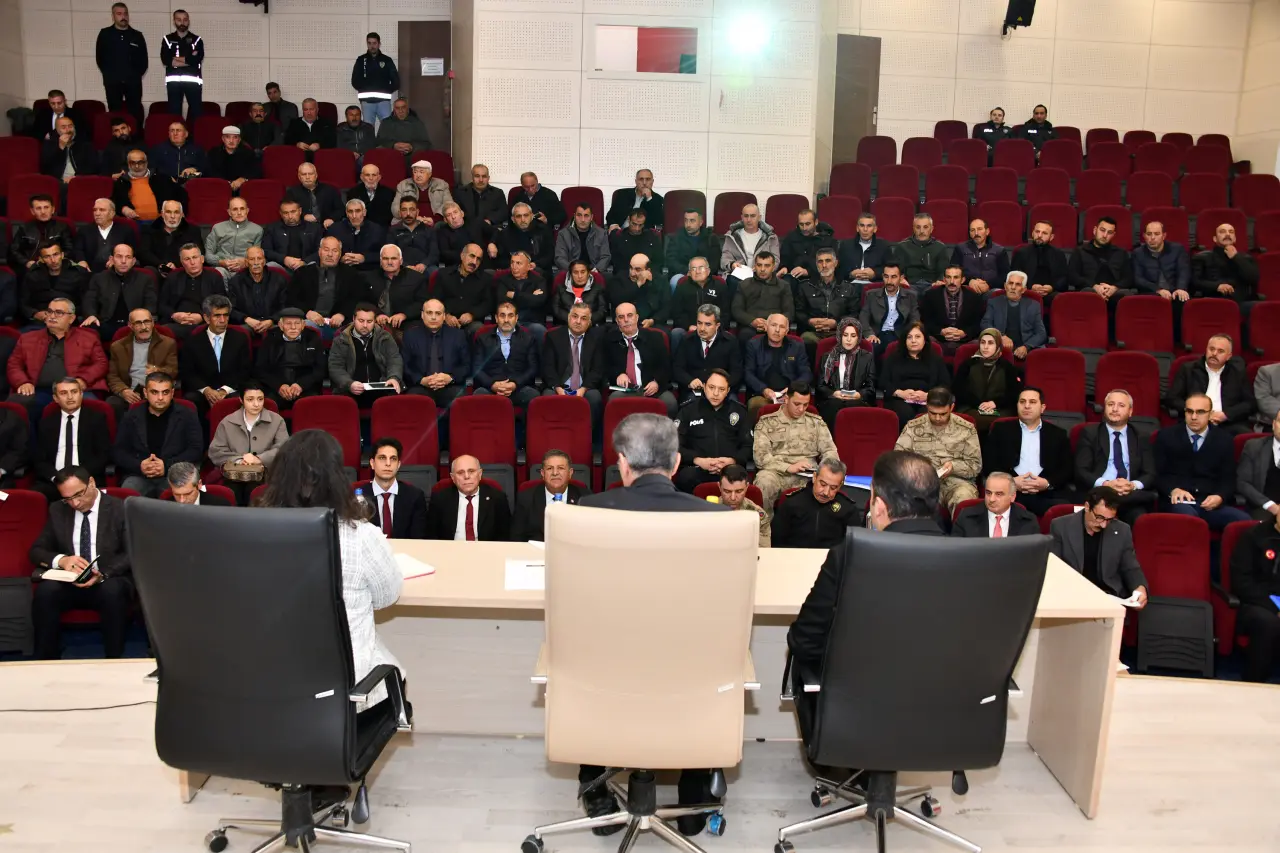 Vali Baruş'tan Şiran'da kritik uyarılar 7