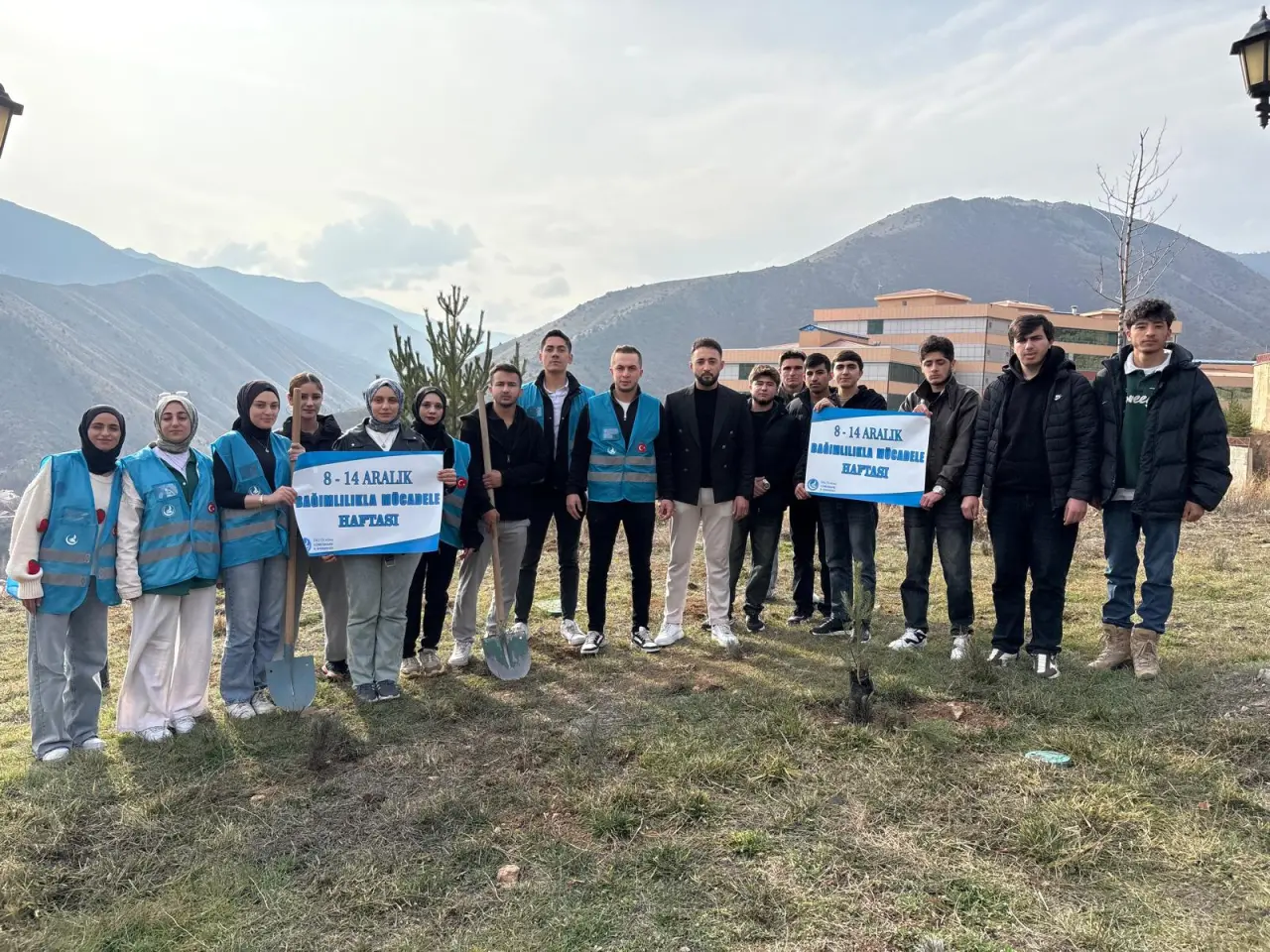 Ülkü Ocaklarından Bağımlılıkla Mücadele Haftası etkinlikleri 2