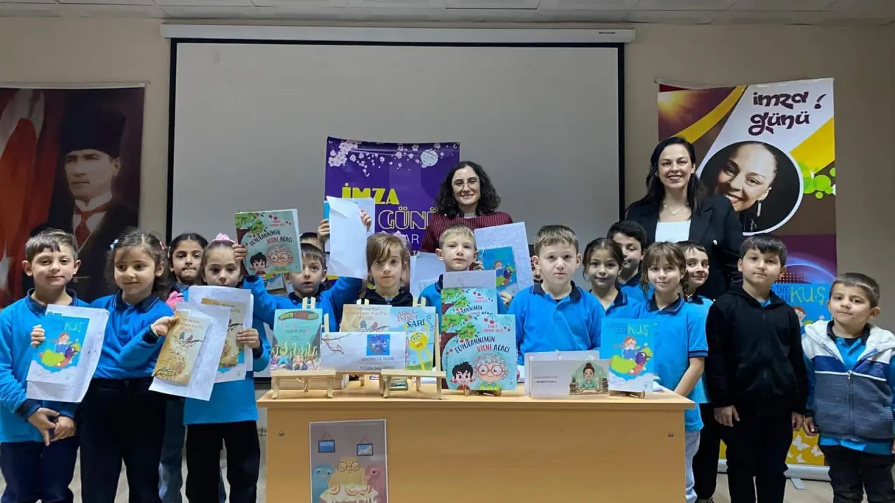 Torul’da minik öğrenciler ‘Kitapların Büyülü Dünyası’ ile tanıştı 9