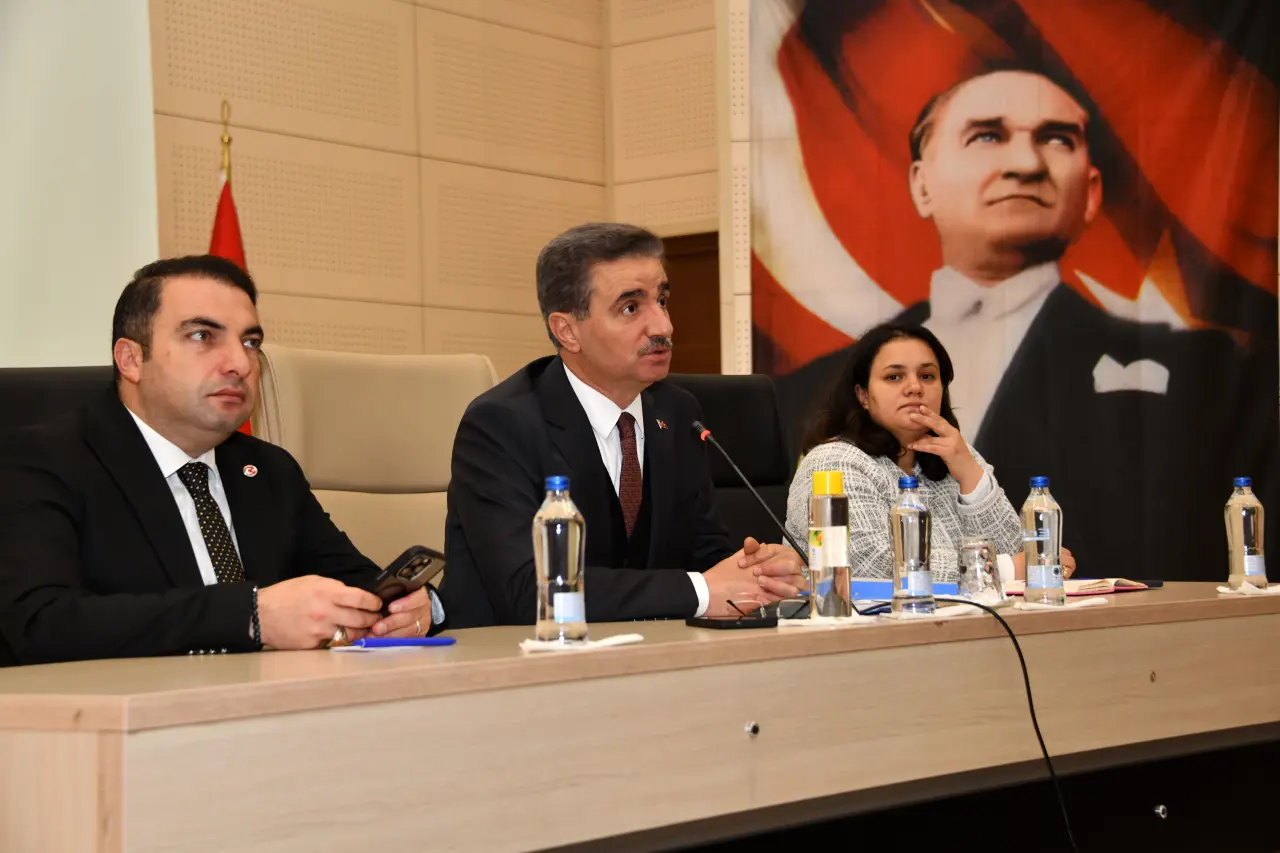 Vali Baruş'tan Şiran'da kritik uyarılar 12