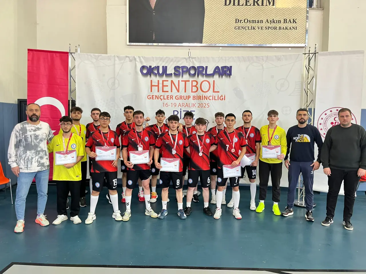 Rize'de Gümüşhane Fırtınası Esti! Namağlup Liderlik Geldi, Sırada Erzurum Var 3