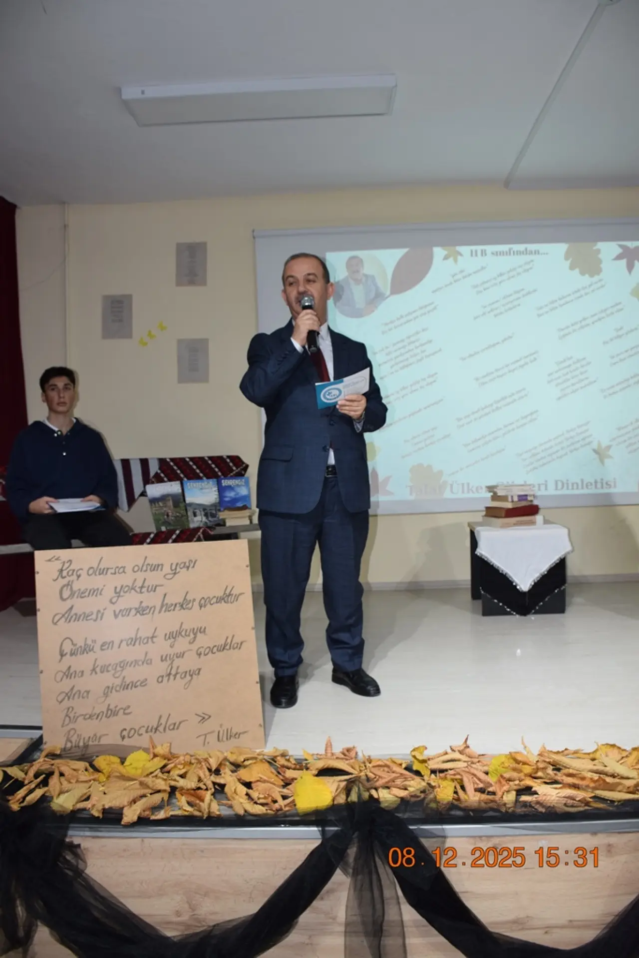 Mareşal Çakmak Sosyal Bilimler Lisesi’nde Kültür Şöleni: Şiirler Konuştu 16