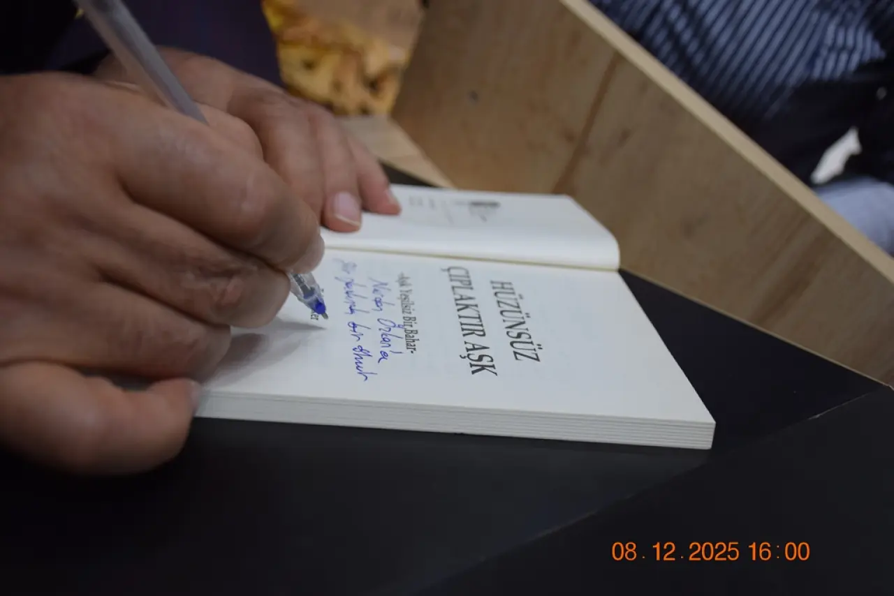 Mareşal Çakmak Sosyal Bilimler Lisesi’nde Kültür Şöleni: Şiirler Konuştu 25