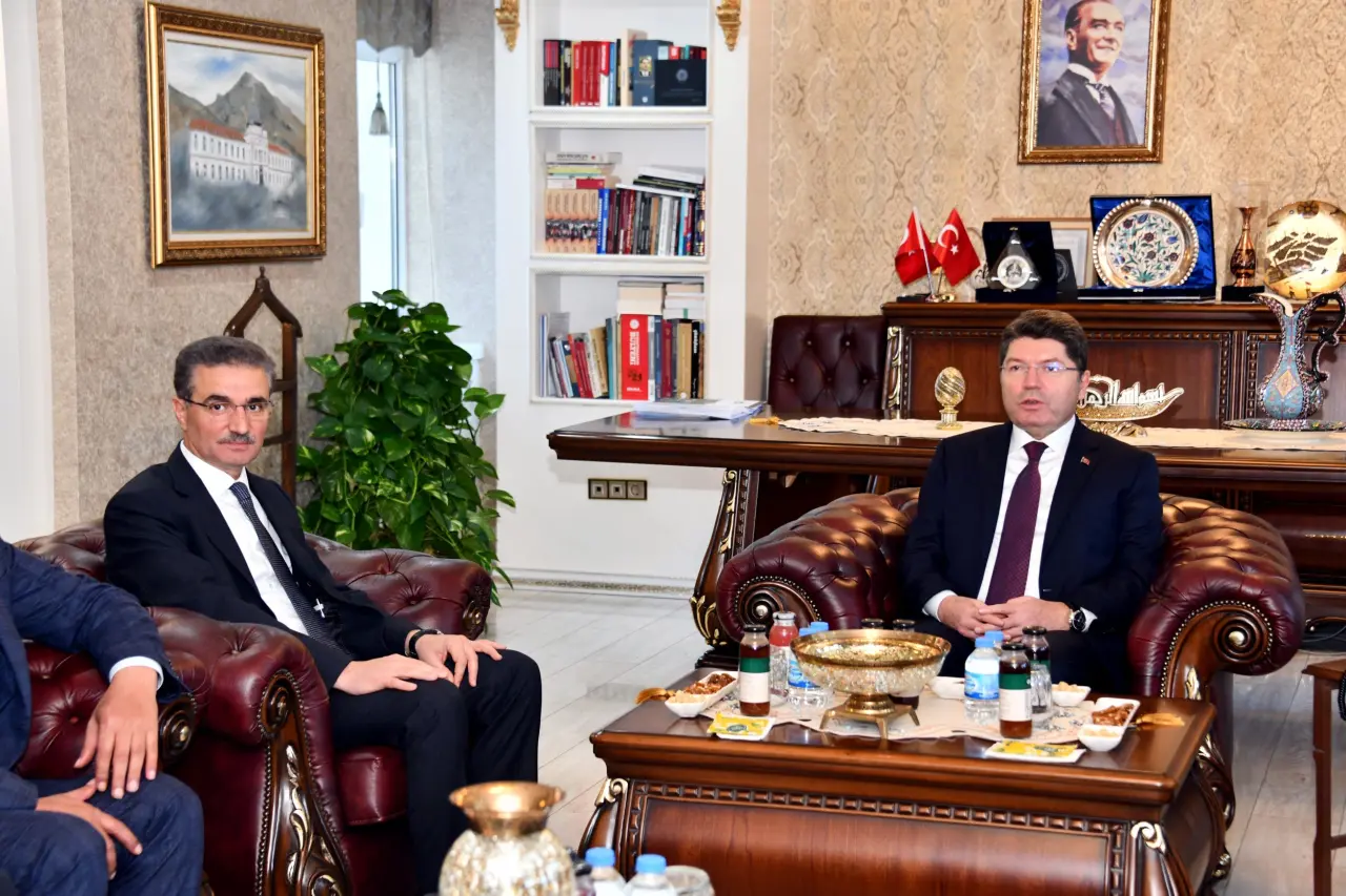 Adalet Bakanı Yılmaz Tunç Gümüşhane’de 5
