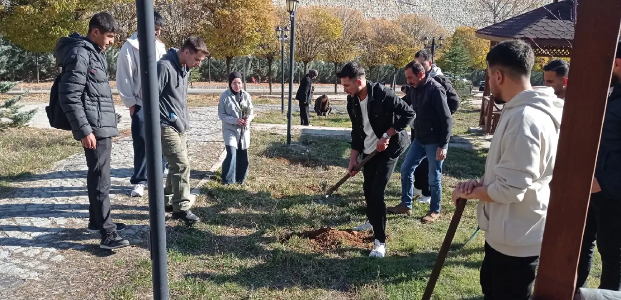 Gümüşhane Üniversitesi kampüsü lavanta kokacak 2