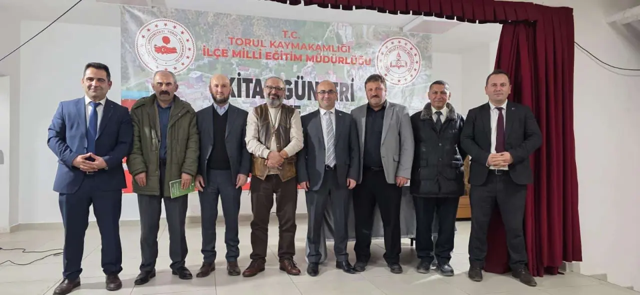 Aşkın Gözyaşları’nın yazarı Sinan Yağmur Torul’da gönüllere dokundu 14