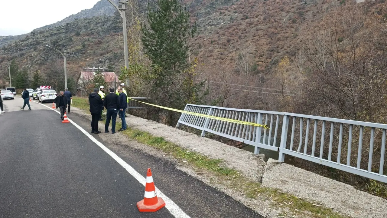 Gümüşhane’de 750 metre arayla iki kaza: 1 ölü, 3 yaralı 9