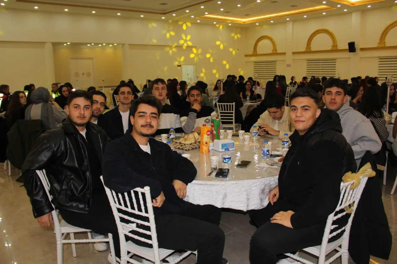 Kelkit’te 7 Aralık Uluslararası Sivil Havacılık Günü kutlandı 7