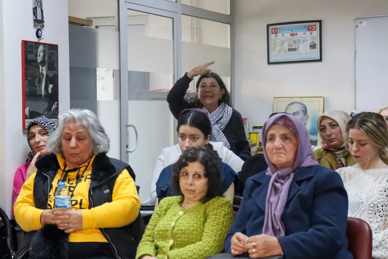 Gümüşhane’de 5 Aralık Programı: Kadın Güçlenirse Türkiye Güçlenir 7