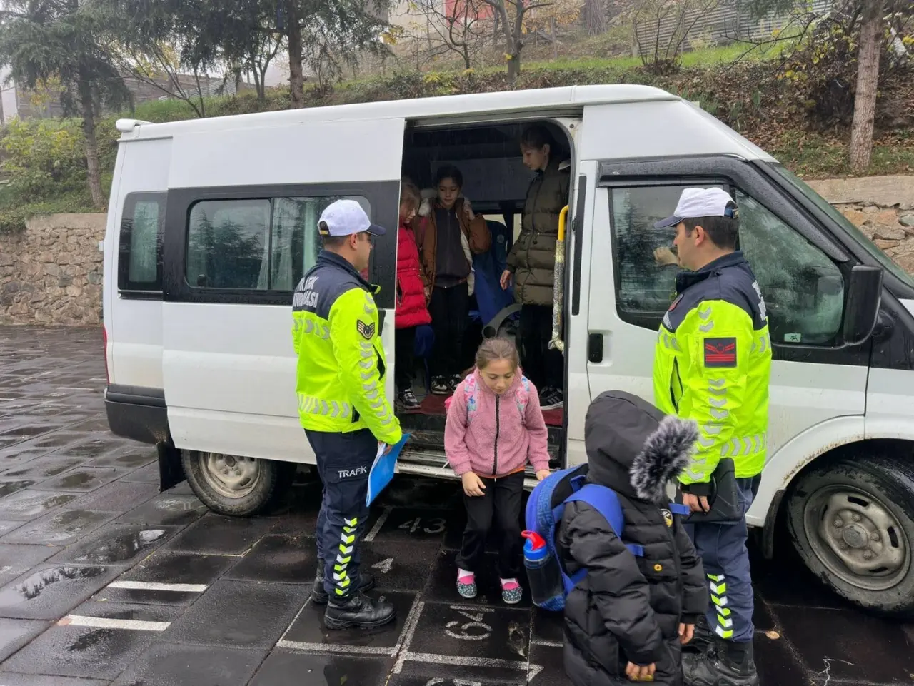 Okul Servislerine 'Kış' ve 'Güvenlik' denetimi 6