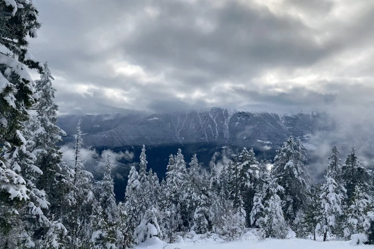 Gümüşhane’de kartpostallık doğa yürüyüşü 12