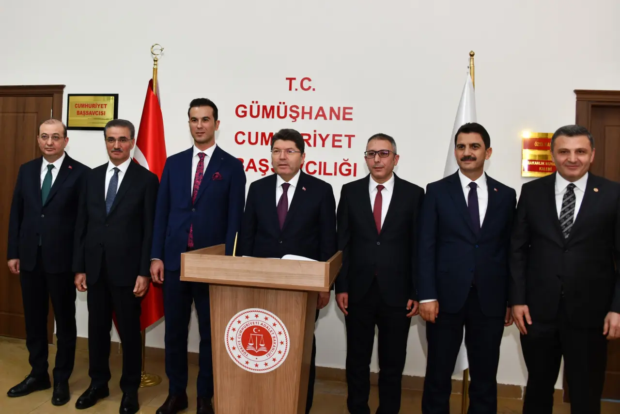 Adalet Bakanı Yılmaz Tunç Gümüşhane’de 8