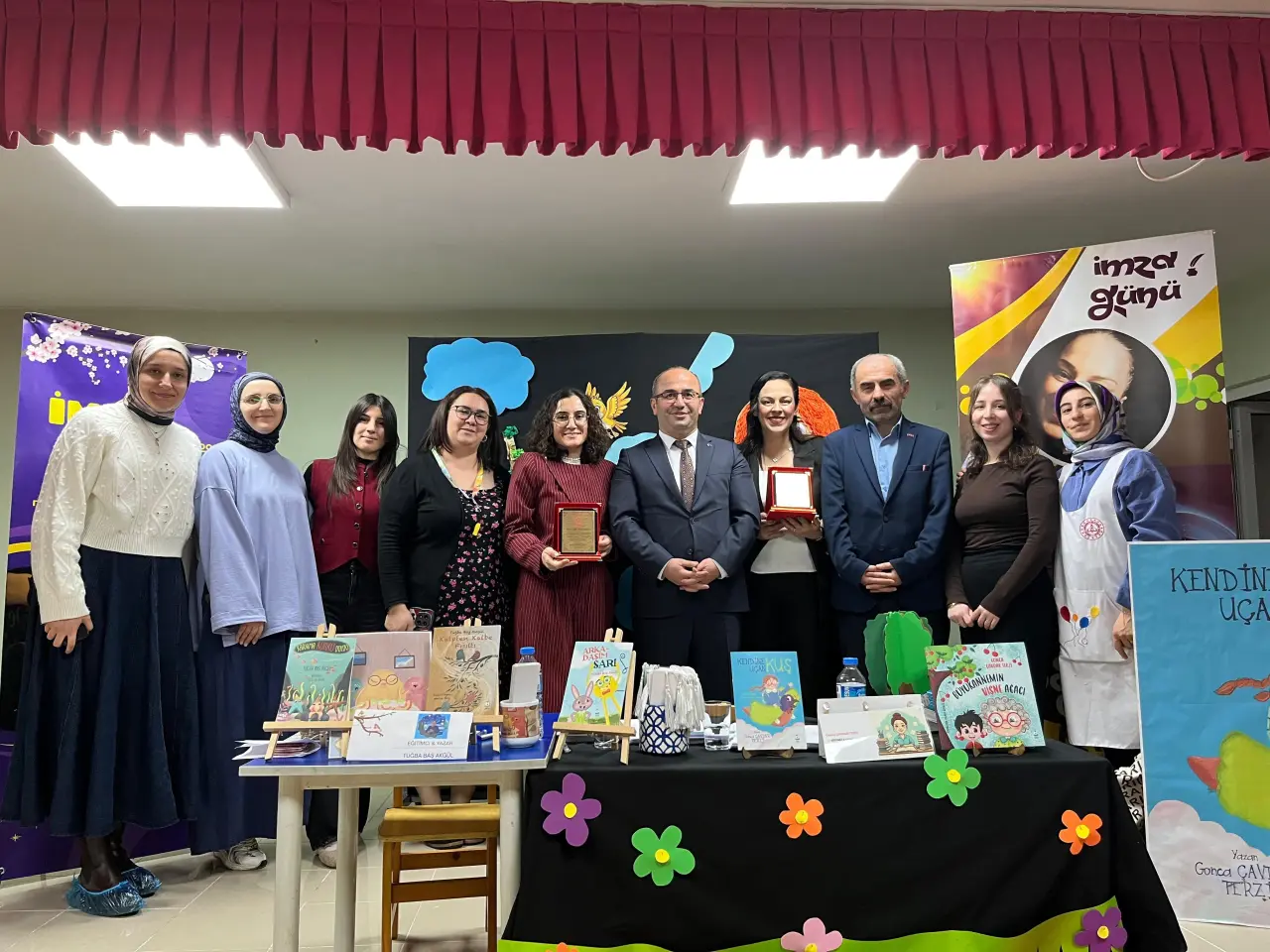 Torul’da minik öğrenciler ‘Kitapların Büyülü Dünyası’ ile tanıştı 11