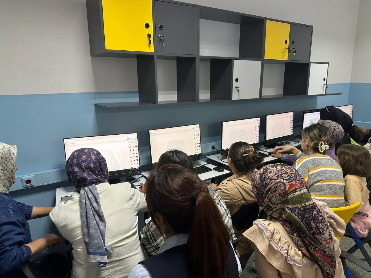 Yenilikçi Sınıflar Dijital Teknolojiler Kursu il genelinde tamamlandı 2