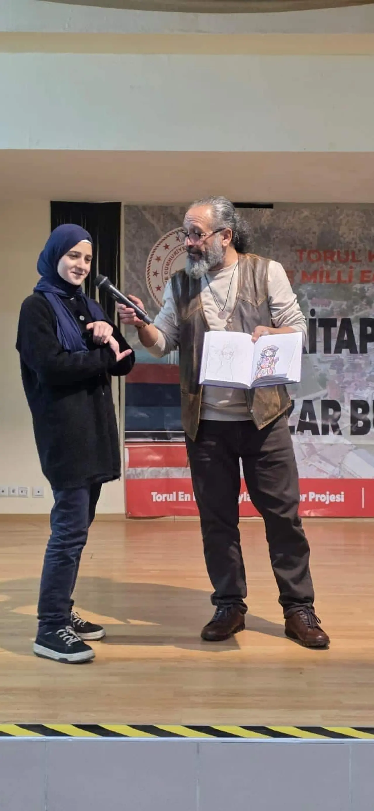 Aşkın Gözyaşları’nın yazarı Sinan Yağmur Torul’da gönüllere dokundu 13