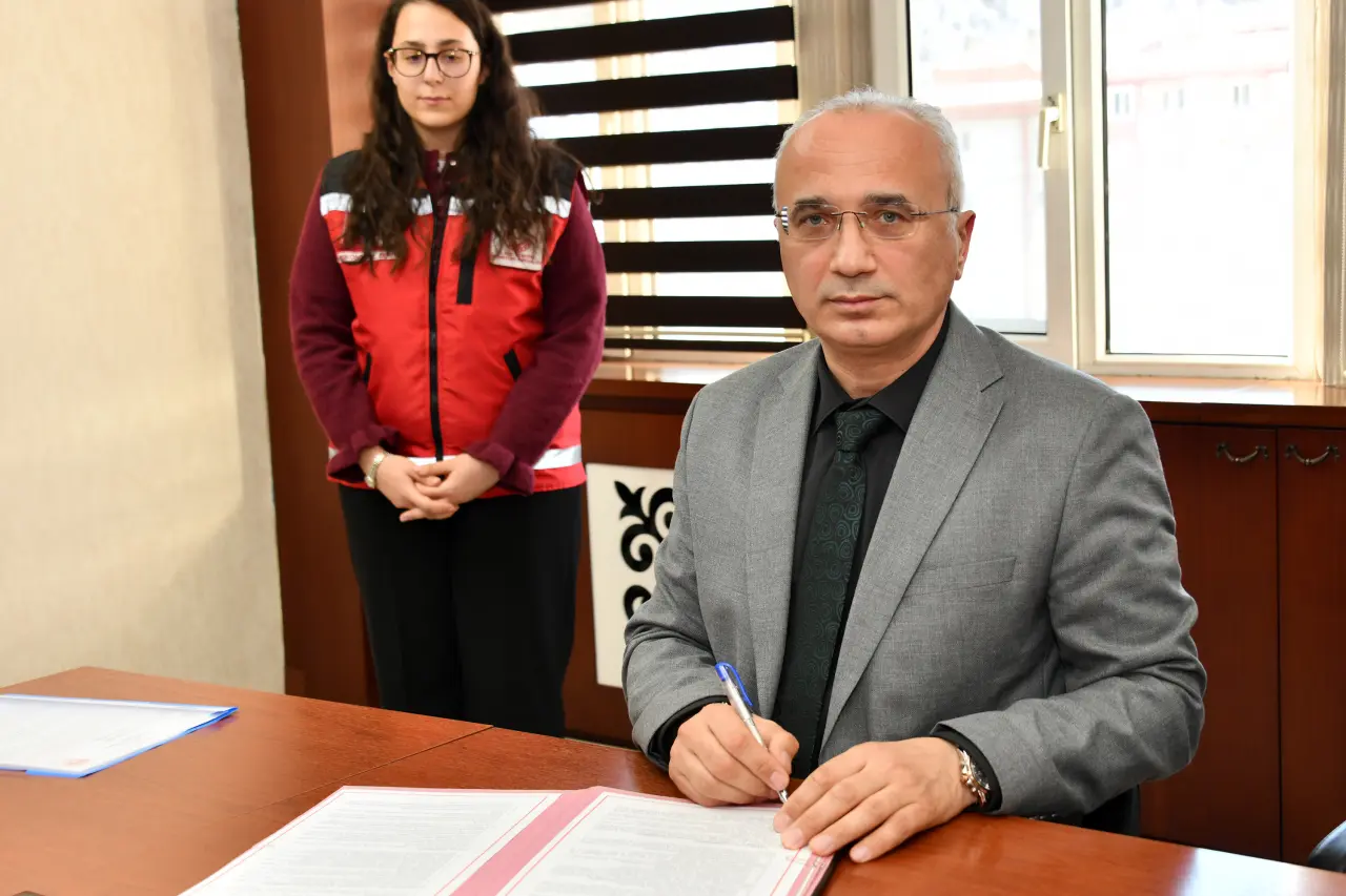 Gümüşhane'de Aile Yapısını Güçlendirecek 3 Yıllık İş Birliği Protokolü İmzalandı! 5