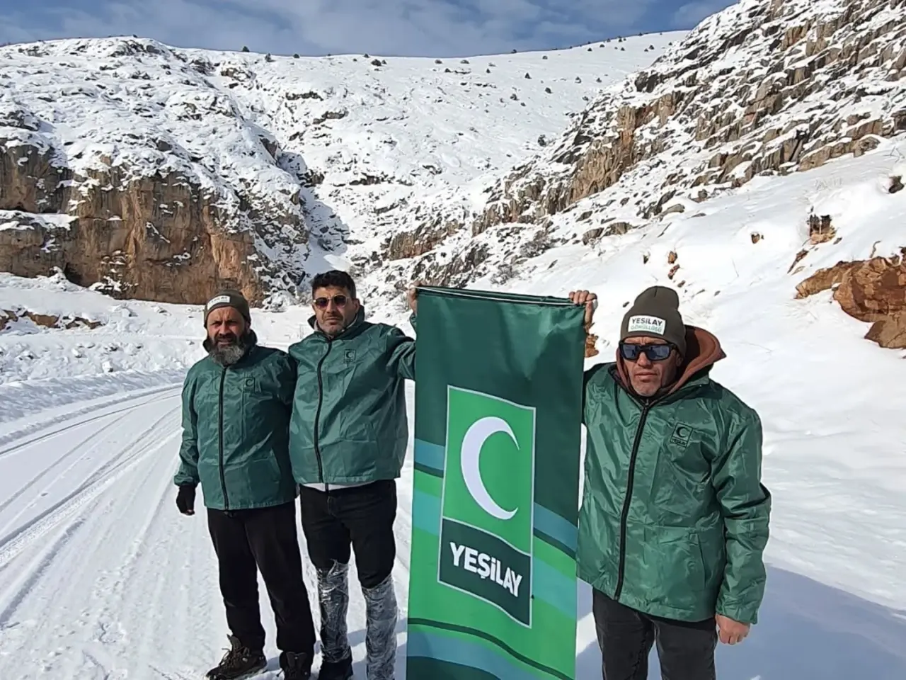 Gümüşhane’nin Kelkit İlçesinde Doğaya Can Suyu: Yeşilay’dan Yemleme Seferberliği 1