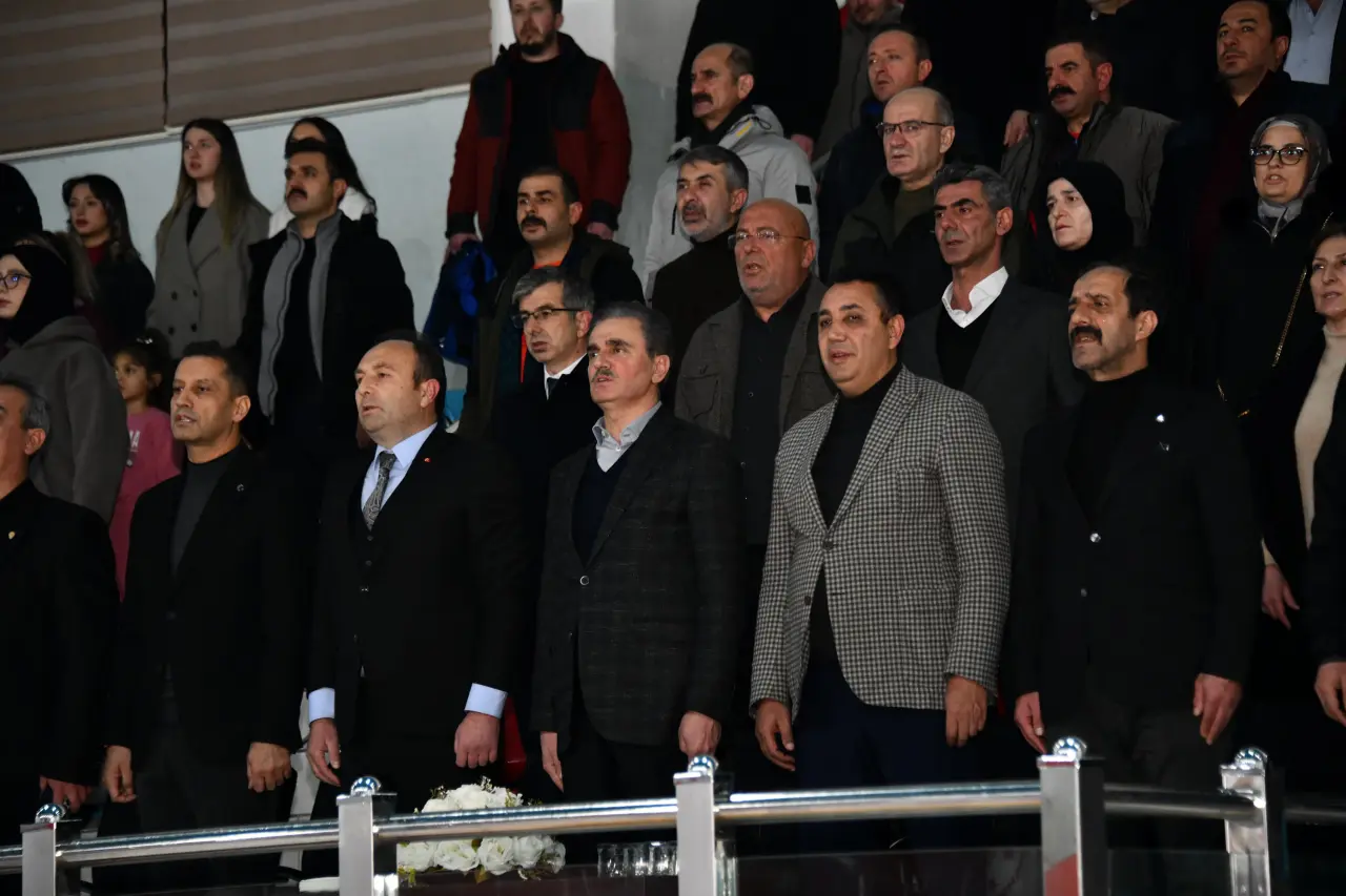 Gümüşhane'de kültürel mirasın kalbi Aydın Doğan Spor Salonu'nda attı 31