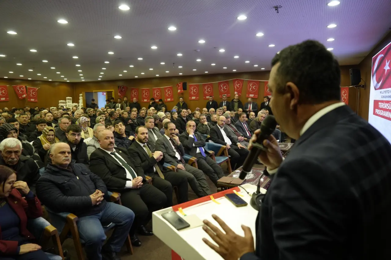 MHP Gümüşhane İl Başkanlığı'ndan Terörsüz Türkiye hedefi için istişare toplantısı 8