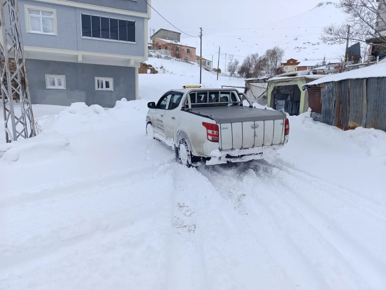 2170 rakımda ekmekleri biten köylülerin imdadına "Devlet" yetişti 4
