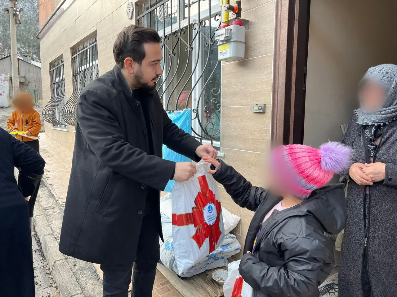 ‘Kış Üşütür, Ocak Isıtır’: Ülkü Ocakları’ndan Gümüşhane’de gönülleri ısıtan yardım seferberliği 17