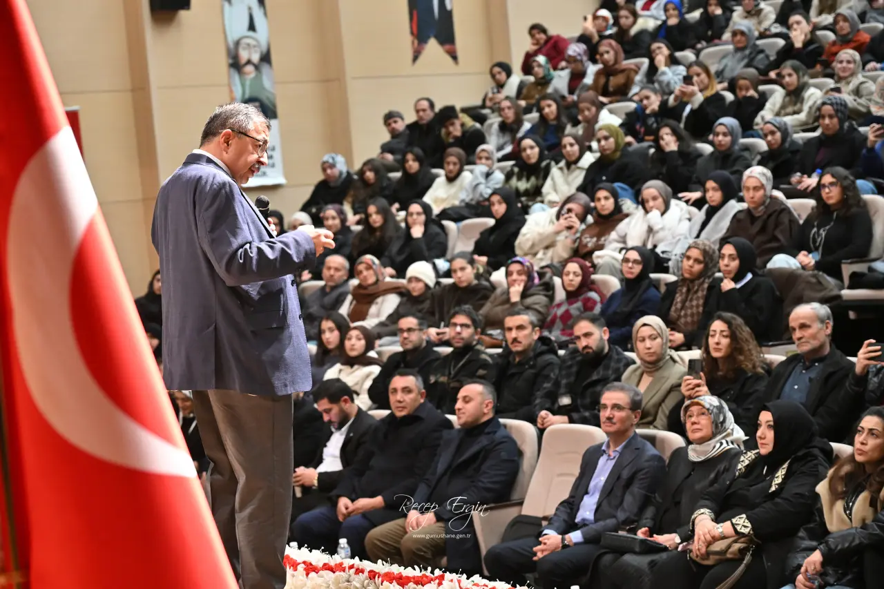 Hayati İnanç’tan Gümüşhane’de gönüllere dokunan sohbet: Son gülen iyi güler 5