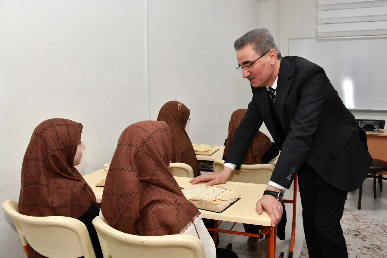 Vali Baruş’dan Genç Hafız adaylarına moral ziyareti 7