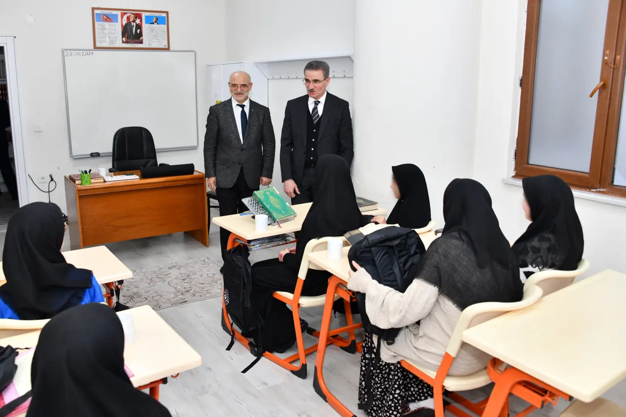 Vali Baruş’dan Genç Hafız adaylarına moral ziyareti 6