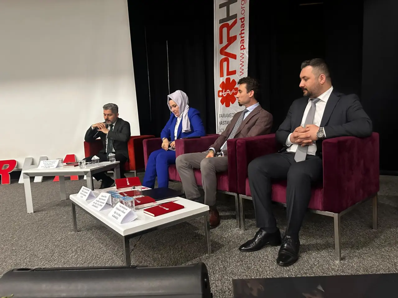 Gümüşhane Üniversitesi Heyeti Acil Sağlık Paneli’nde Bilimsel Sunum Gerçekleştirdi 4