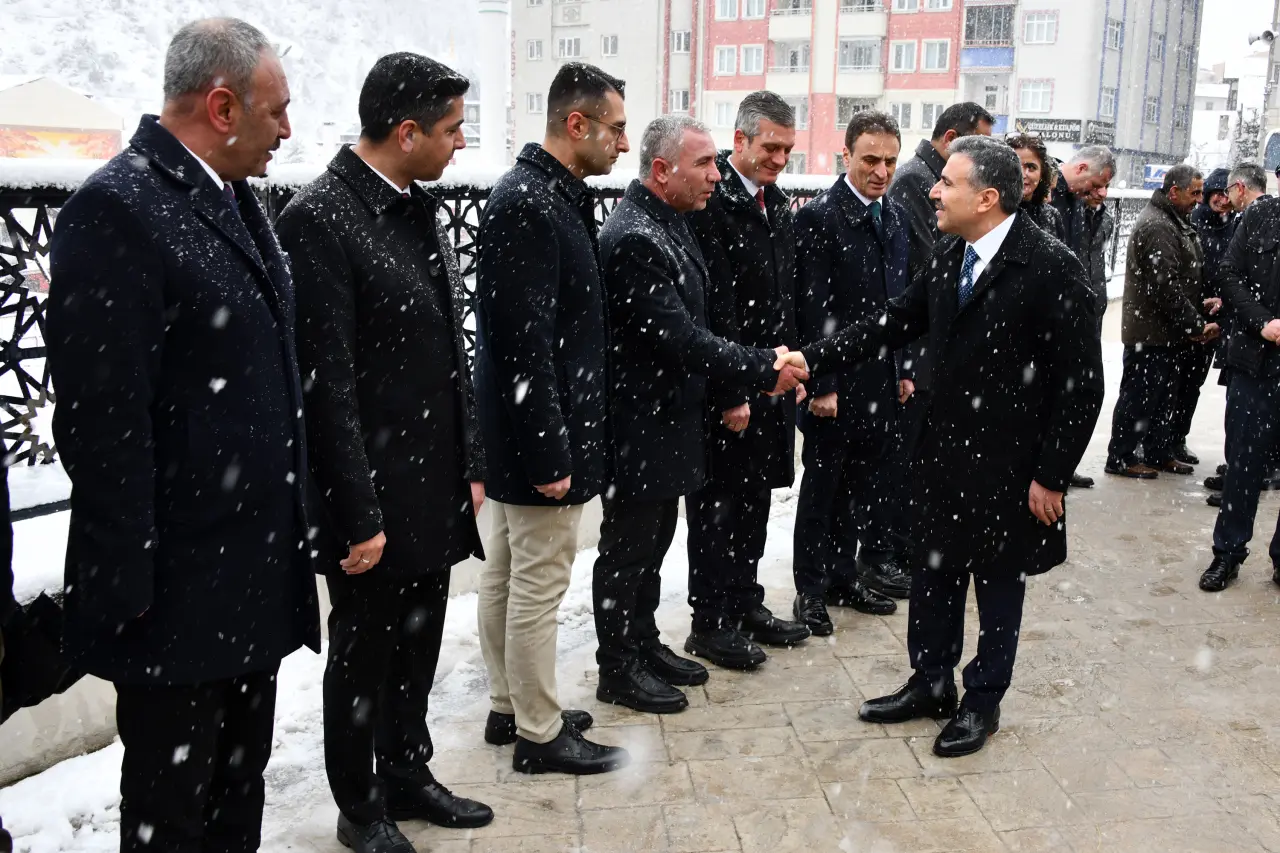 Gümüşhane Valisi Cevdet Atay görevine başladı 4