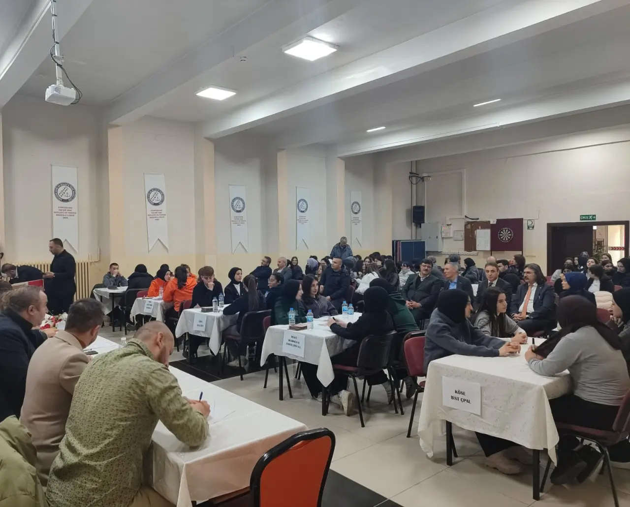 Gümüşhane'de Gençlerin "İstiklal" Yarışı: Şiran Fen Lisesi Şampiyon Oldu! 1