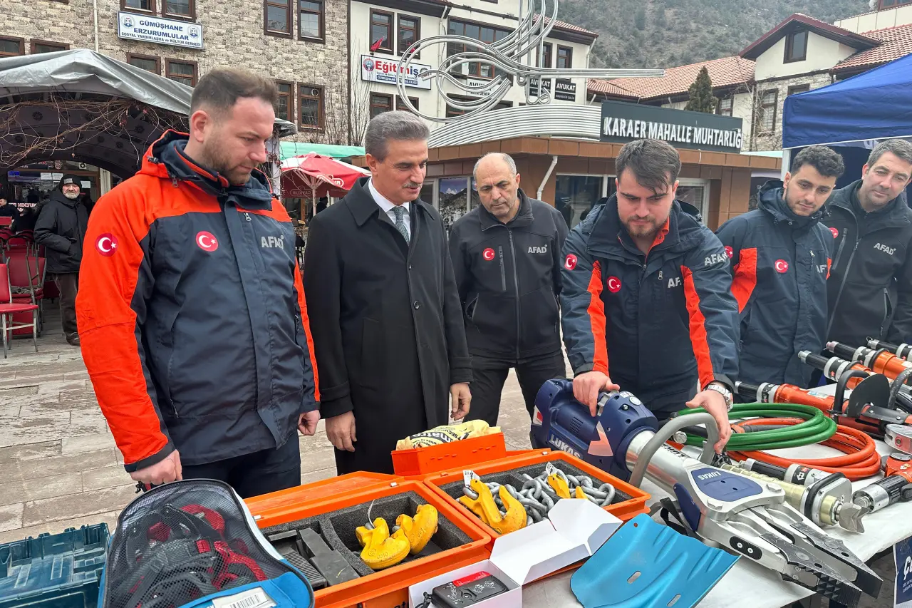 Gümüşhane’de Asrın Felaketi’nin yıl dönümünde "Unutmadık" mesajı 9