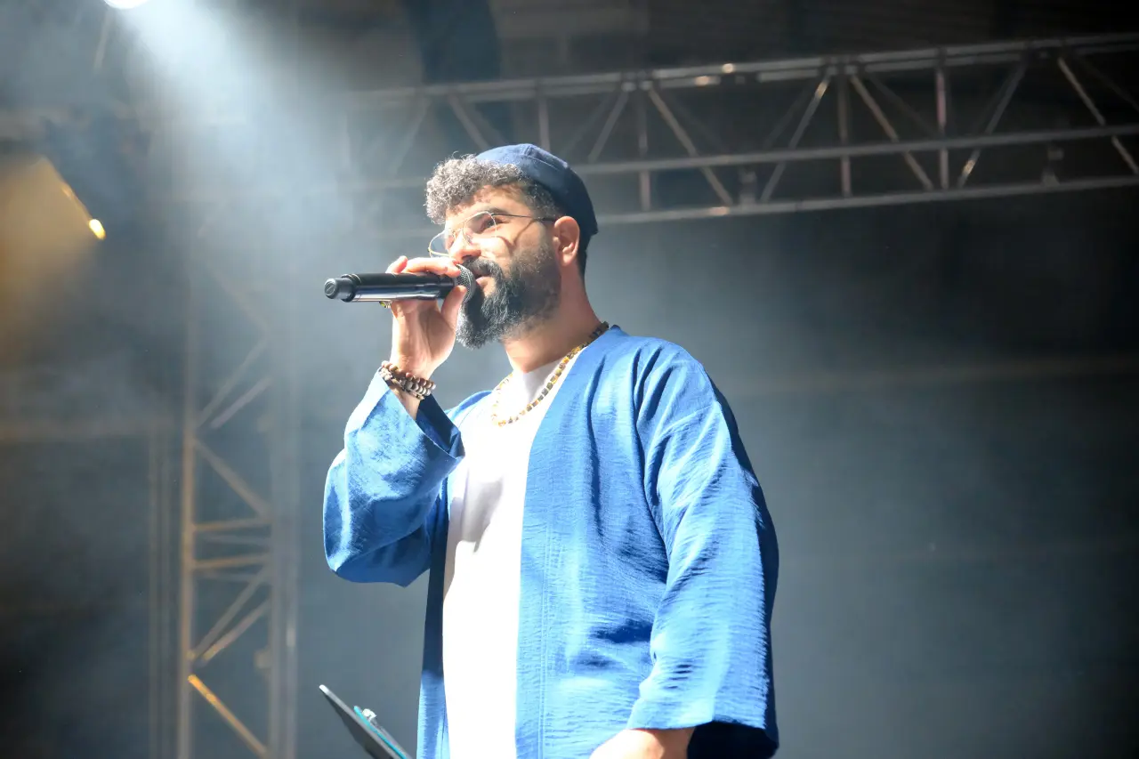 Şiran’da salonlar dar geldi! Binlerce kişi Fadıl Aydın programına katıldı 2