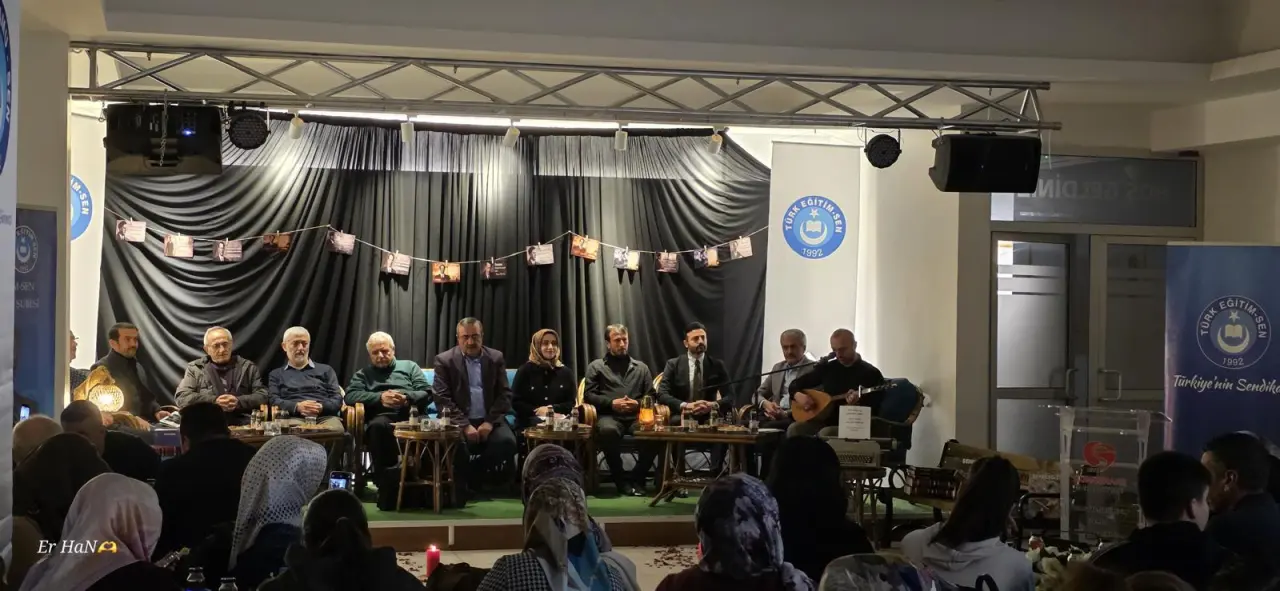 Gümüşhane’de mısralar geçidi: Türk Eğitim-Sen’den Harşit Kelkit Vadi Şiir Akşamları programı 9