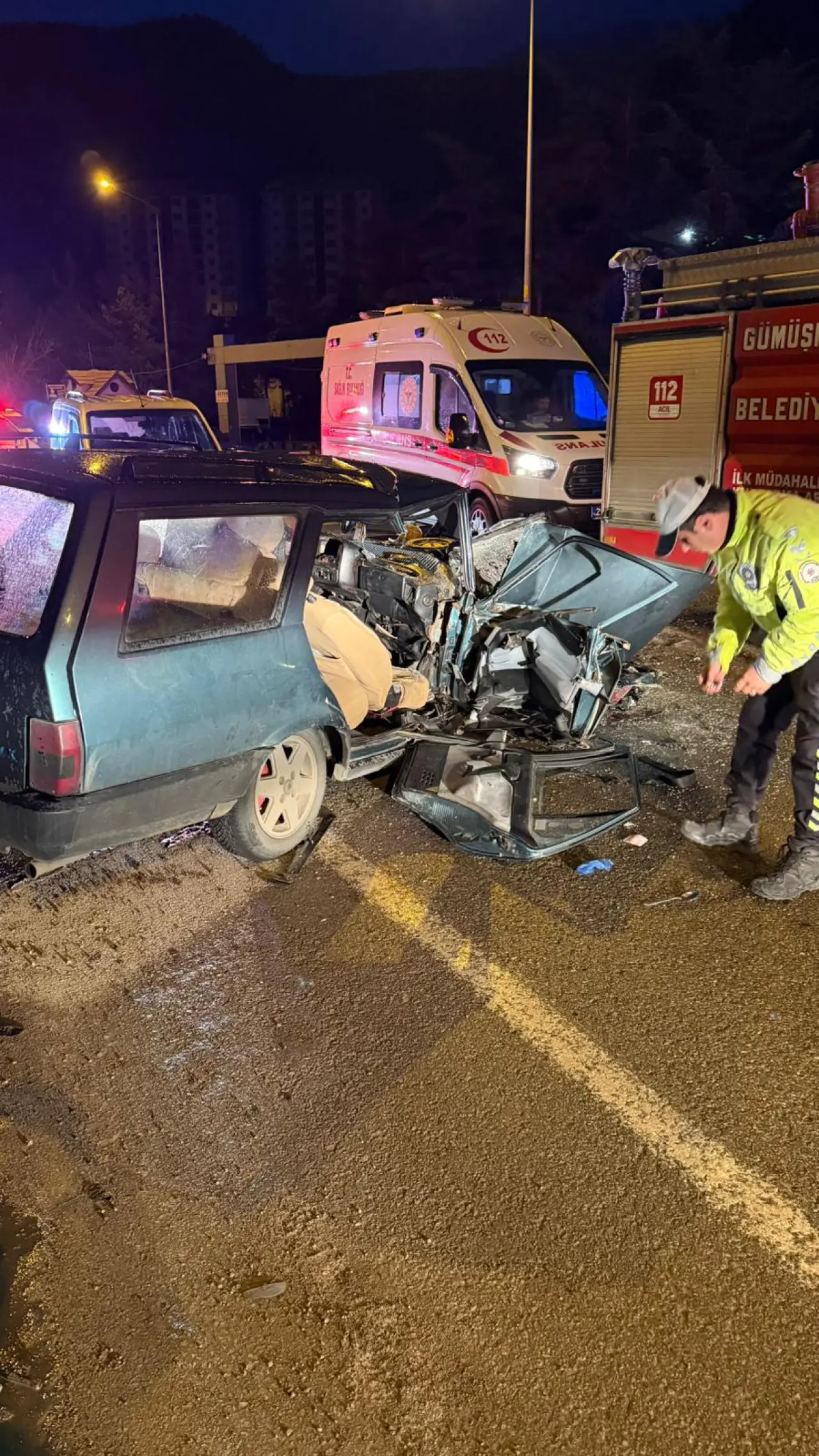 Gümüşhane’de iftara dakikalar kala feci kaza: 1 ölü 3 yaralı 7