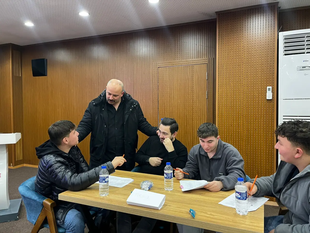 ‘Deli Kurt’ unutulmadı: Gümüşhane Ülkü Ocakları’ndan Kemal Kara anısına bilgi yarışması 8