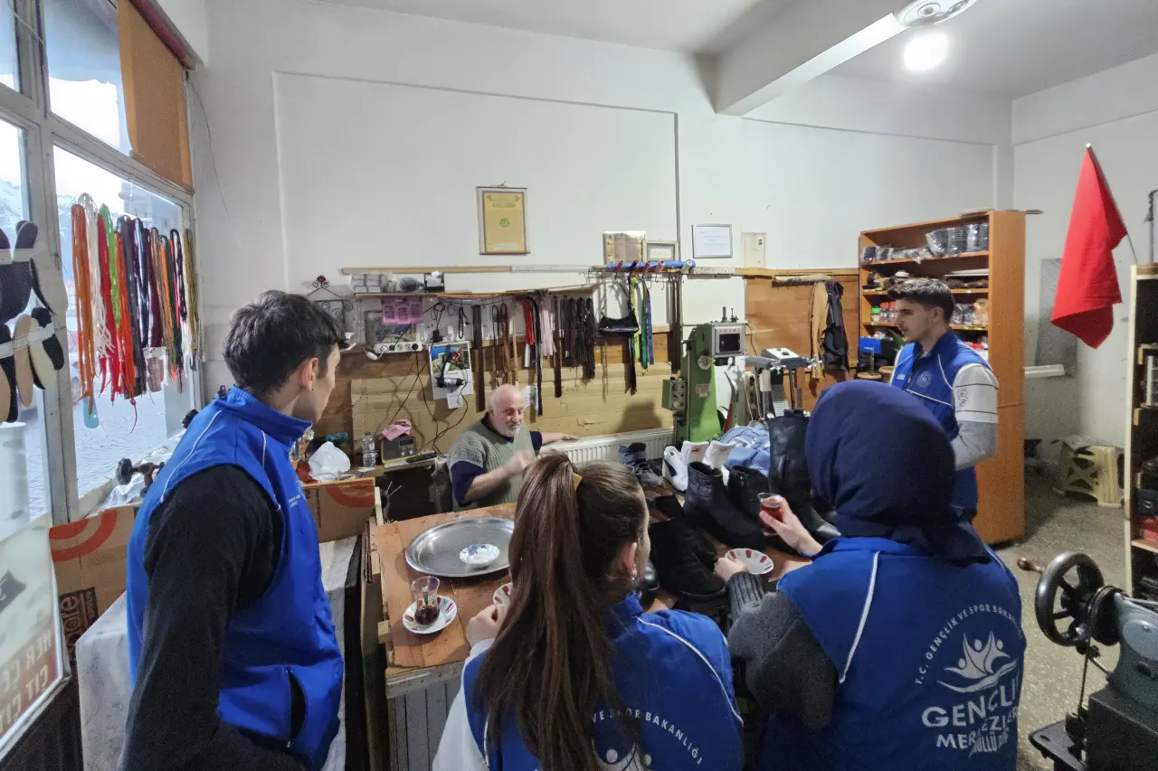 Gümüşhane’de yarım asırlık emeğe gençlik selamı 6