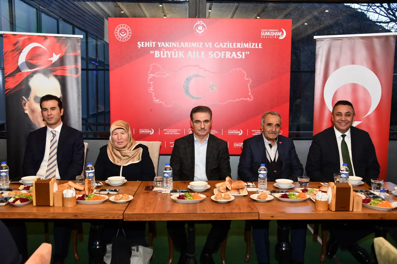 Gümüşhane’de duygulandıran iftar: “Sizler bizim öz ailemizsiniz!” 2