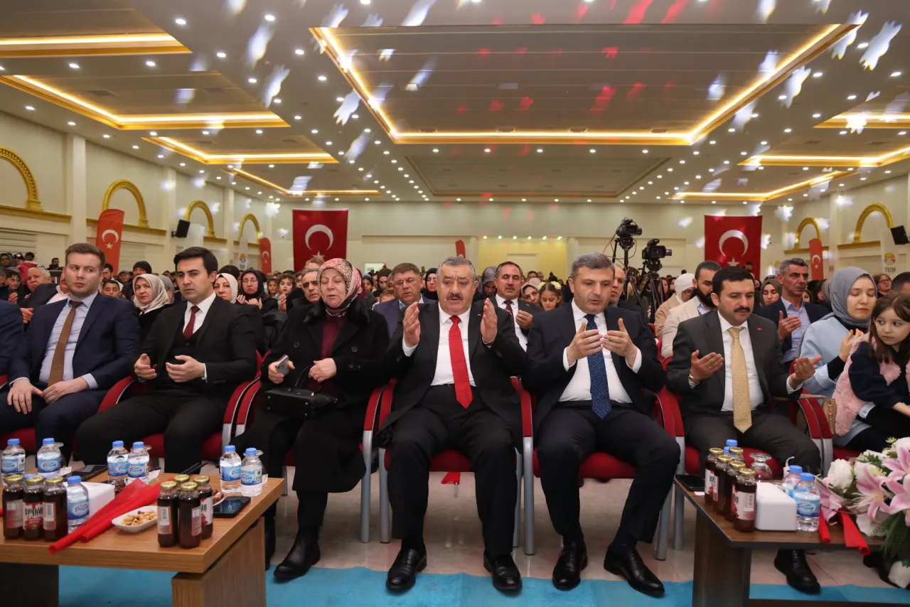 Kelkit’in düşman işgalinden kurtuluşunun 108. yılı görkemli törenlerle kutlandı 18